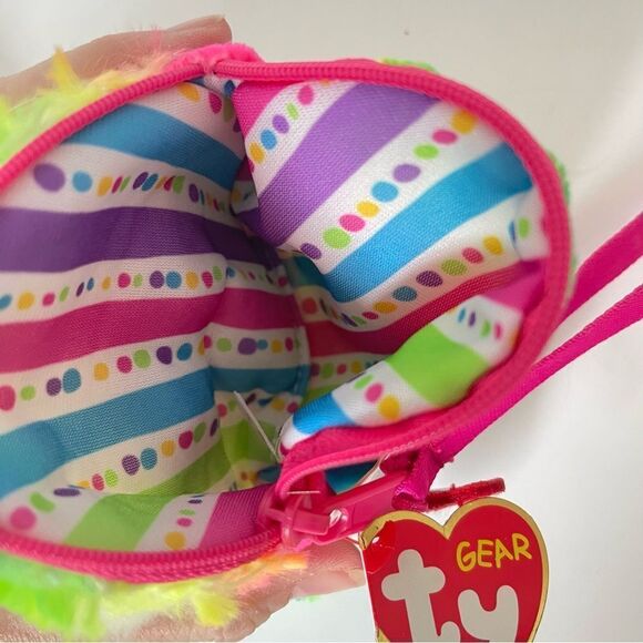 Rainbow faux fur wristlet with change wallet - Picture 9 of 9